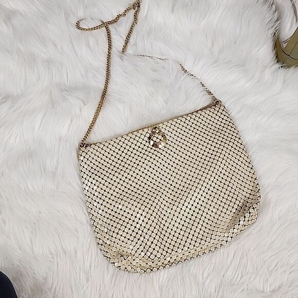 Vintage Whiting & Davis Ivory Mesh Bag with Gold Tone Double Chain Shoulder Bag - Picture 2 of 16